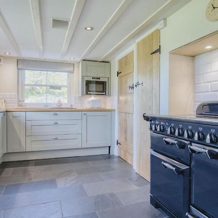 Dollars Cottage - 4 Bedroom Cottage - Llangynydd Exterior foto