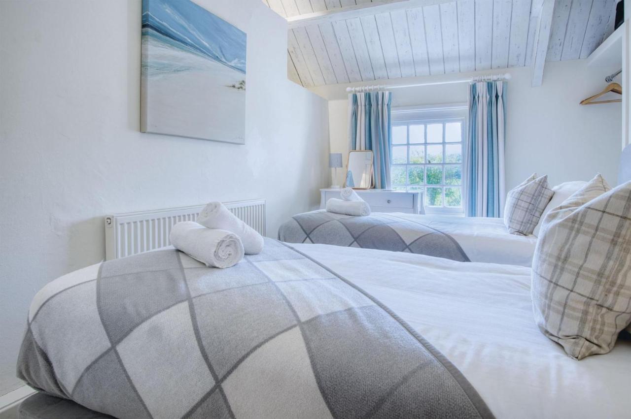 Dollars Cottage - 4 Bedroom Cottage - Llangynydd Exterior foto