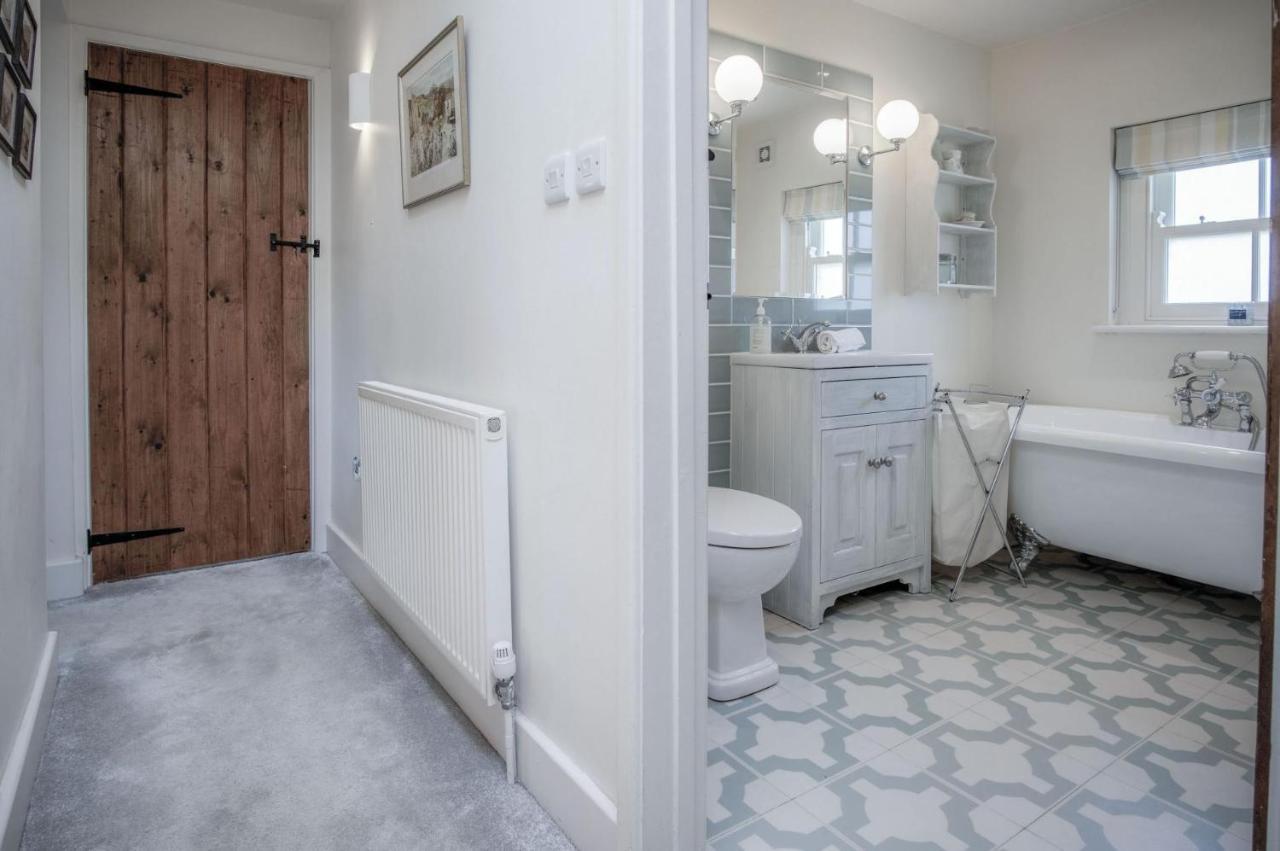 Dollars Cottage - 4 Bedroom Cottage - Llangynydd Exterior foto
